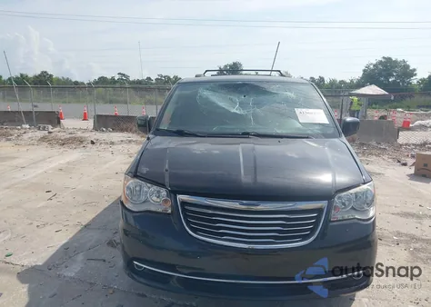 2016 Chrysler Town & Country Touring from USA, damaged, VIN 2C4RC1BGXGR230272